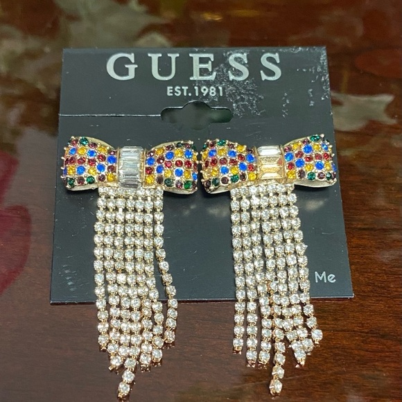 NWT GUESS MULTICOLORED CRYSTAL FRINGE DROP EARRINGS - Picture 3 of 6